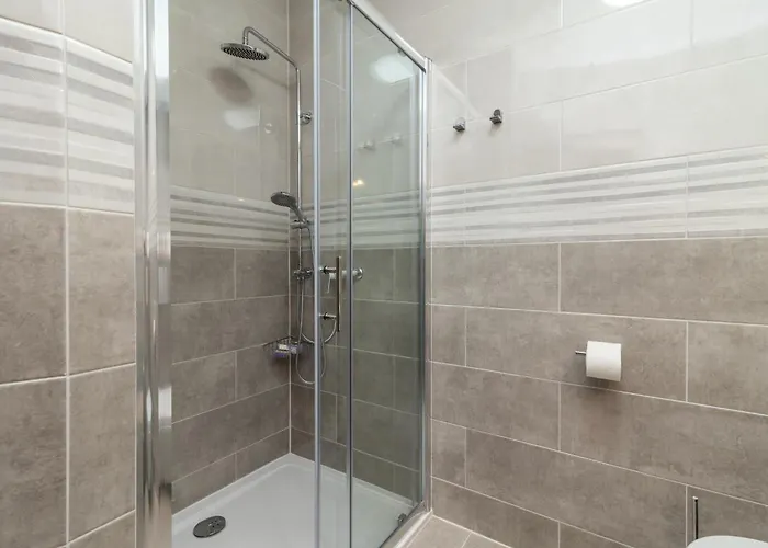 住宿加早餐酒店 Lux 特罗吉尔