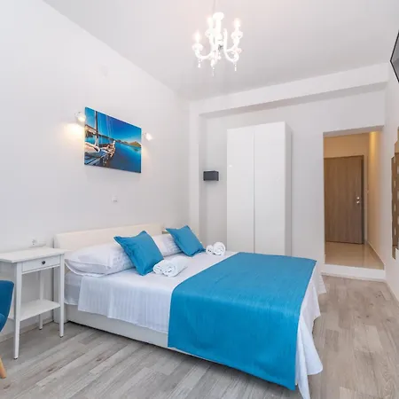 Lux 4* Trogir