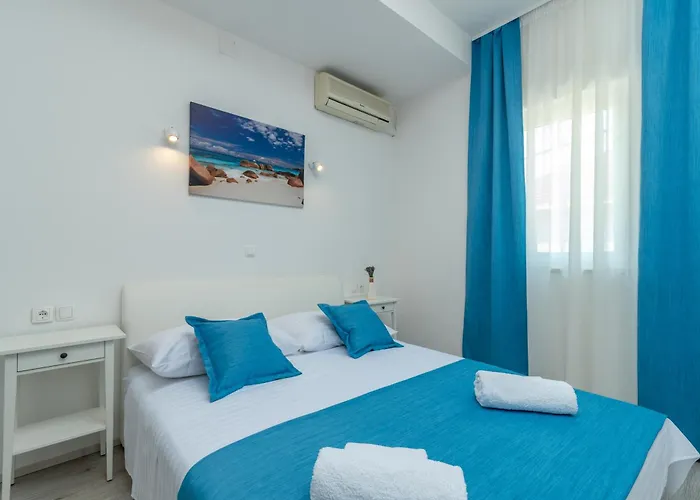 Oda ve Kahvaltı Lux 4*