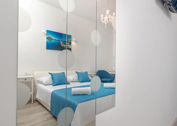 Oda ve Kahvaltı Lux 4*